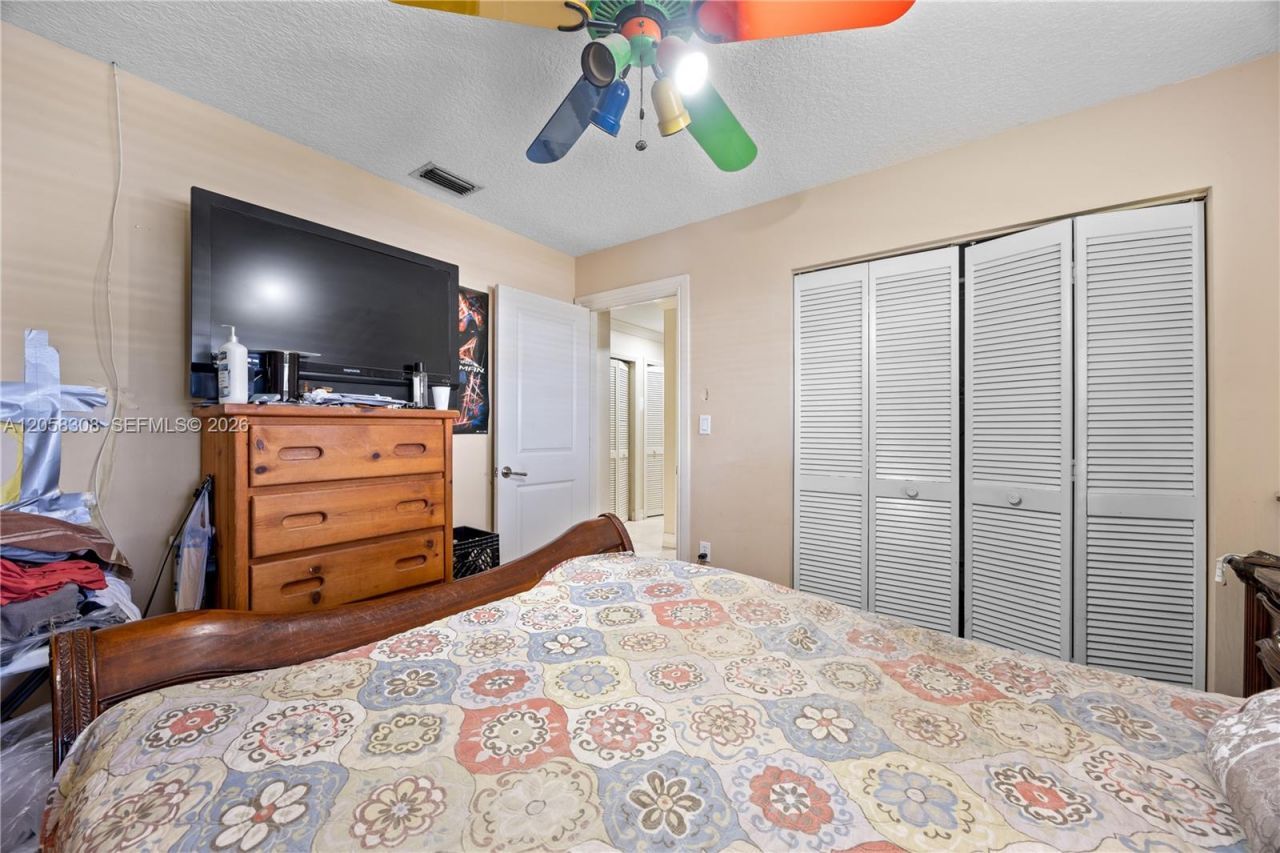 15330 SW 170th Ter , Miami, FL 33187 Photo