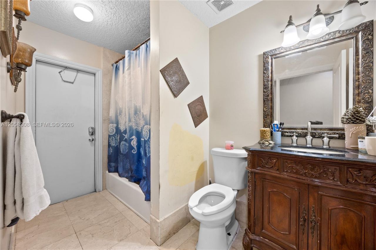 15330 SW 170th Ter , Miami, FL 33187 Photo