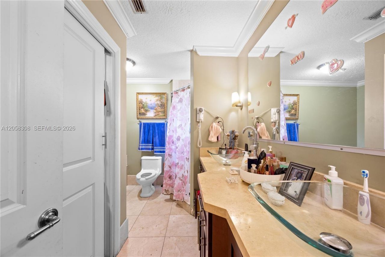 15330 SW 170th Ter , Miami, FL 33187 Photo