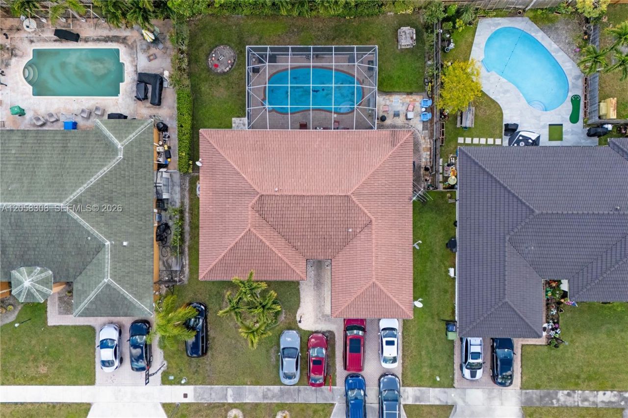15330 SW 170th Ter , Miami, FL 33187 Photo
