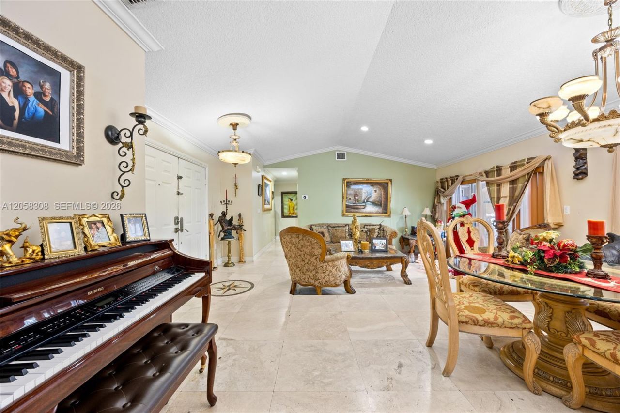 15330 SW 170th Ter , Miami, FL 33187 Photo