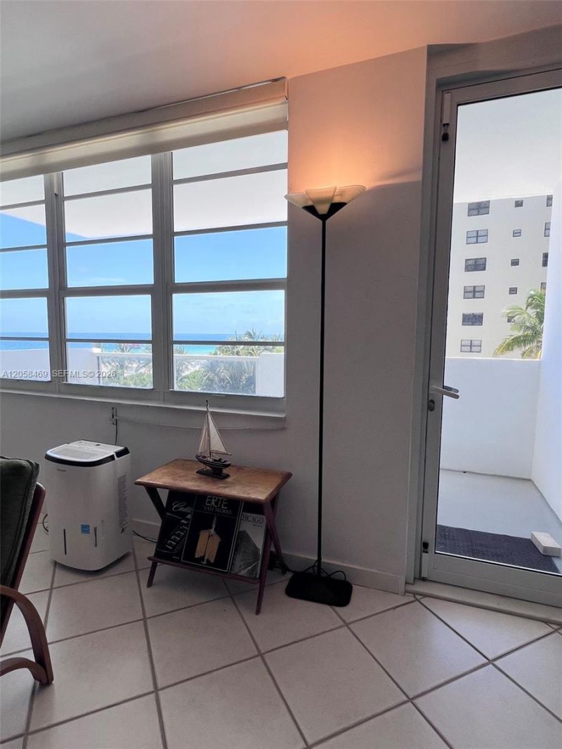 100 Lincoln Rd , Unit 542, Miami Beach, FL 33139 Photo