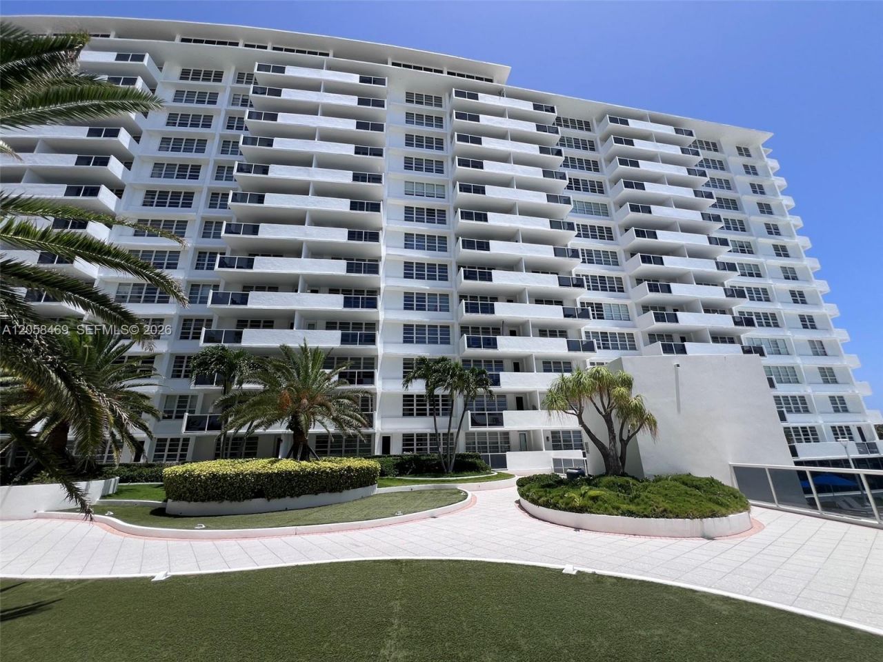 100 Lincoln Rd , Unit 542, Miami Beach, FL 33139 Photo