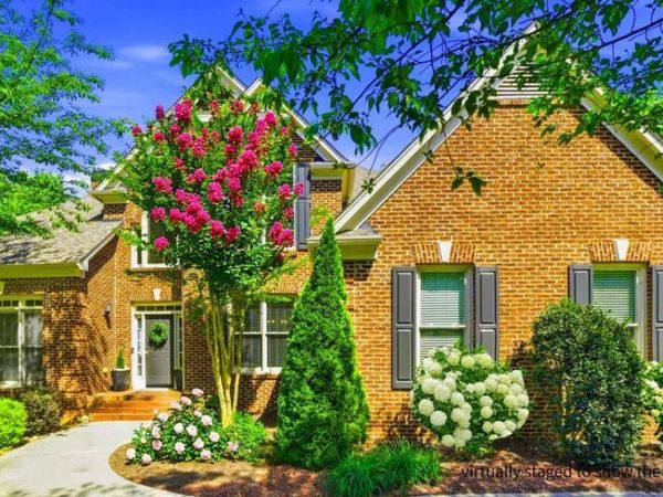 404 Laurel Park, Woodstock, GA 30188