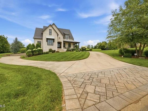 123 North Forest Lane, Blountville, TN 37617