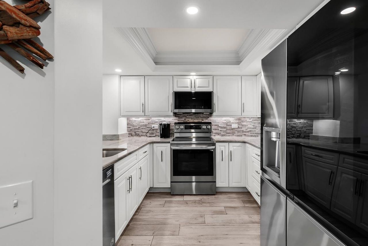 101 Ocean Creek Dr.  Photo 11