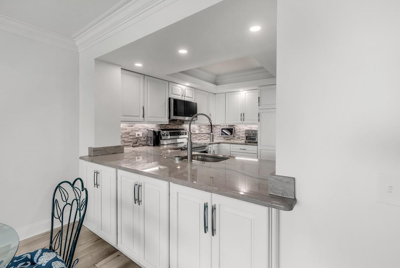101 Ocean Creek Dr.  Photo 14