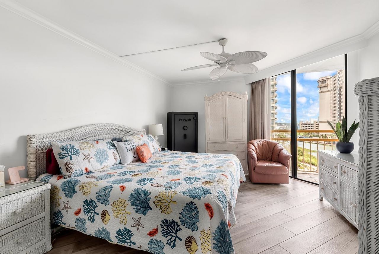 101 Ocean Creek Dr.  Photo 21