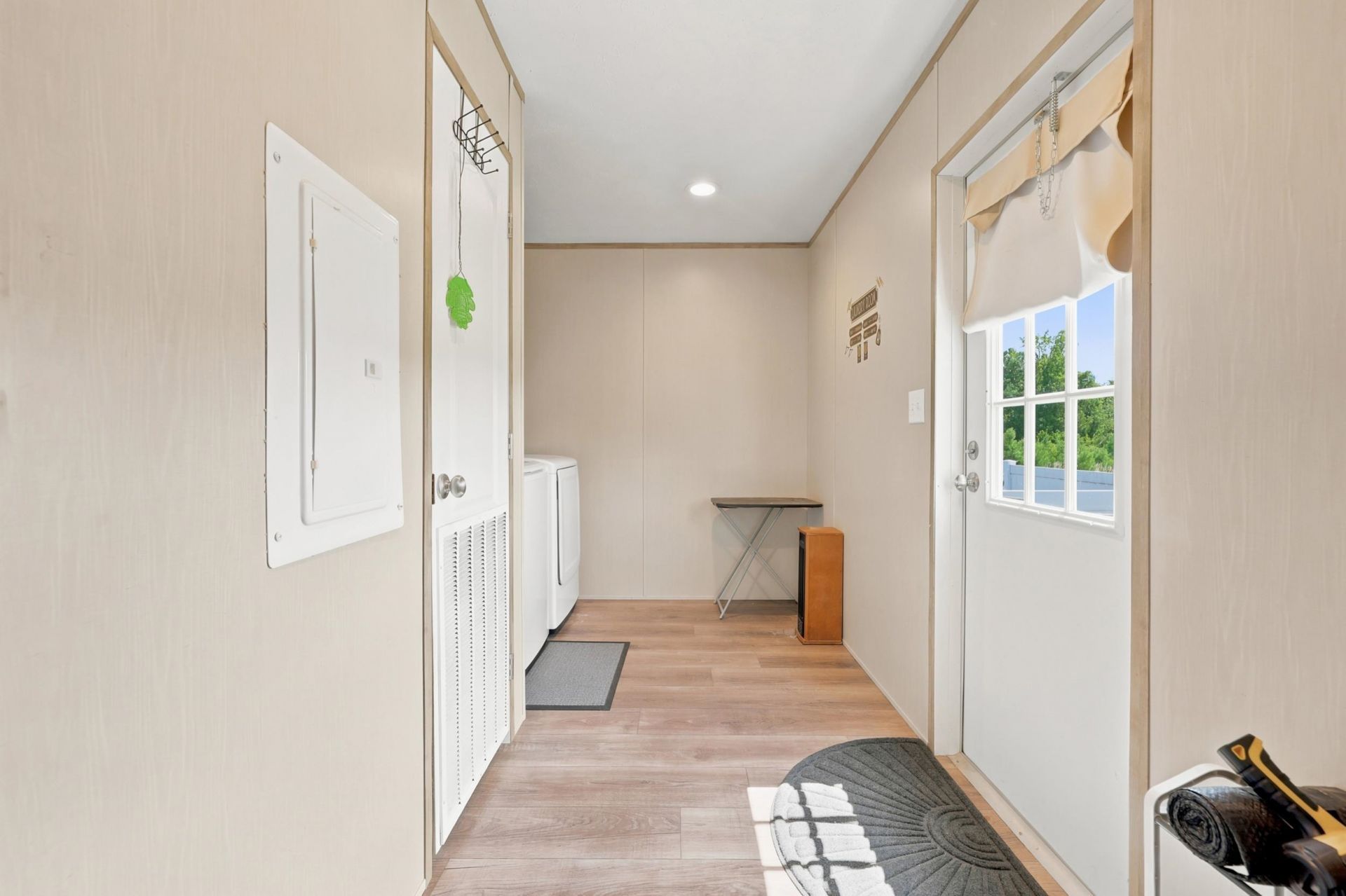 10072 Hardwick Rd.  Photo 13