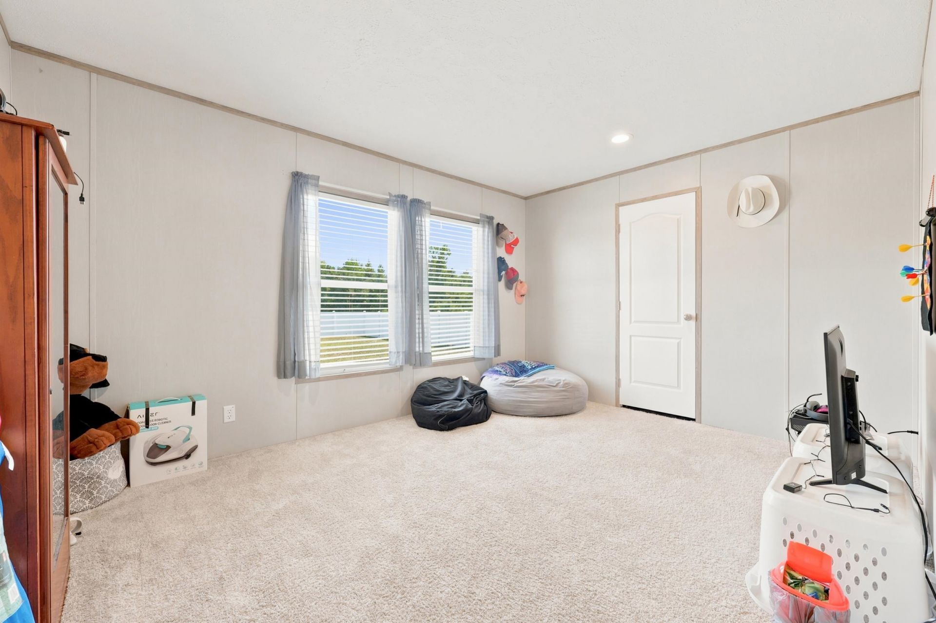 10072 Hardwick Rd.  Photo 23