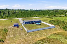 10072 Hardwick Rd.  photo 4
