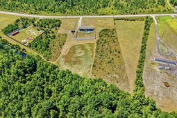 10072 Hardwick Rd.  photo 4