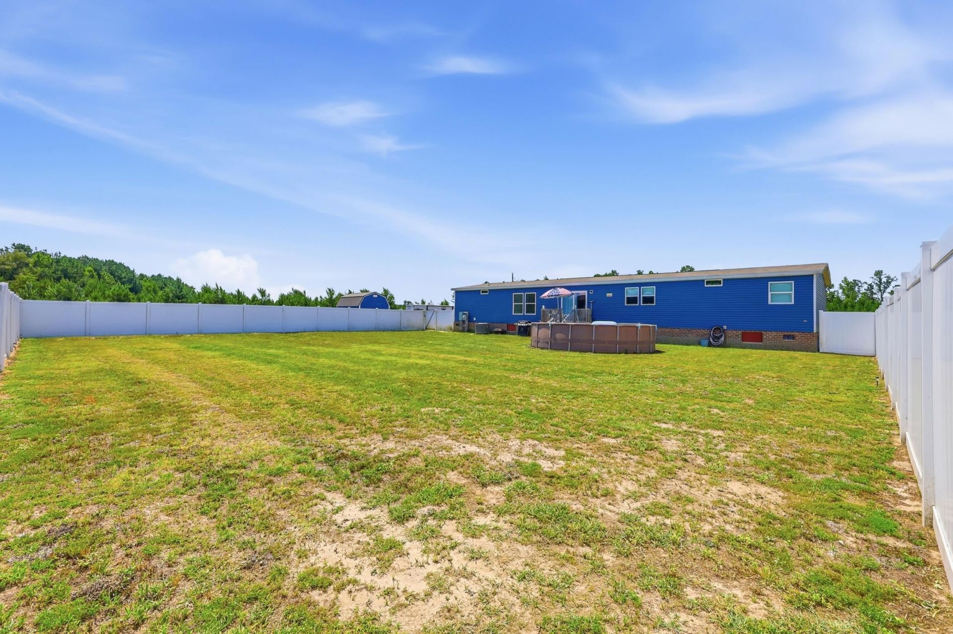 10072 Hardwick Rd.  Photo 7