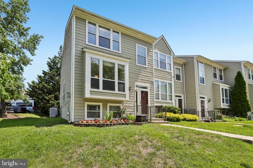 7730 Chatfield Lane, Ellicott City, MD 21043 Main Photo