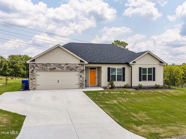 885 Inlet Surf Way, Warrenville, SC 29851