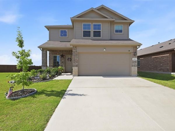 224 Running River Drive, Boyd, TX 76023