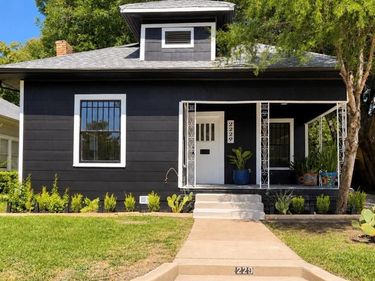 2229 College Avenue, Fort Worth, TX 76110