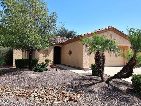 4058 E RAKESTRAW Lane, Gilbert, AZ 85298