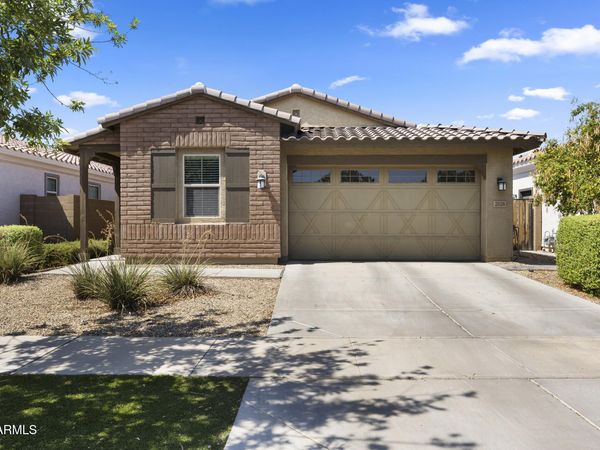 2826 E FRAKTUR Road, Phoenix, AZ 85040