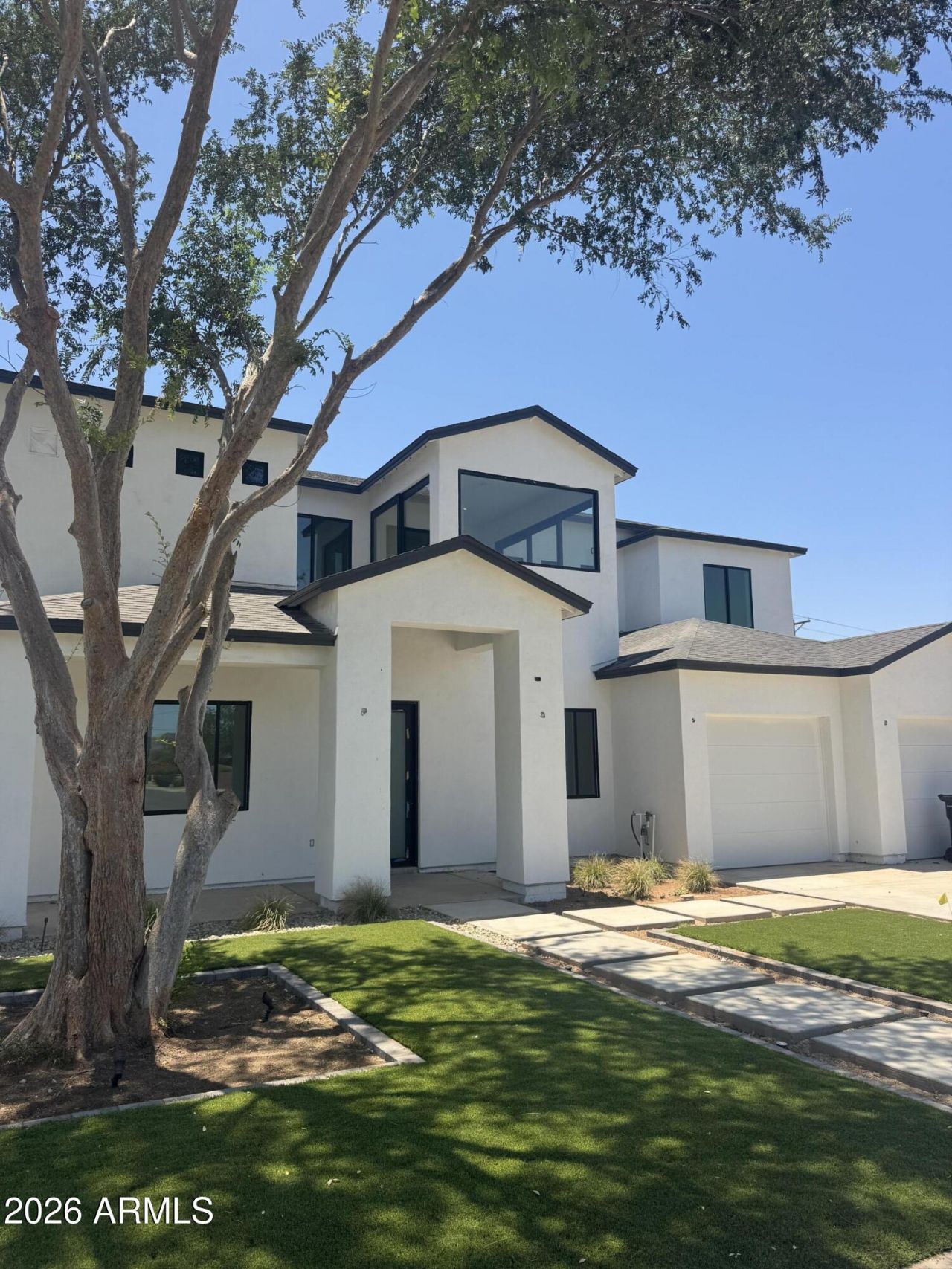 3639 E CLARENDON Avenue, Phoenix, AZ 85018