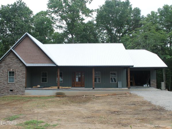 141 Creekview Court, Jamestown, TN 38556