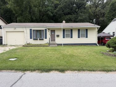 26 LYNNWOOD Drive, COUNCIL BLUFFS, IA 51503