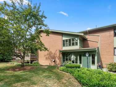 980 Plain St, Unit 14, Marshfield, MA 02050