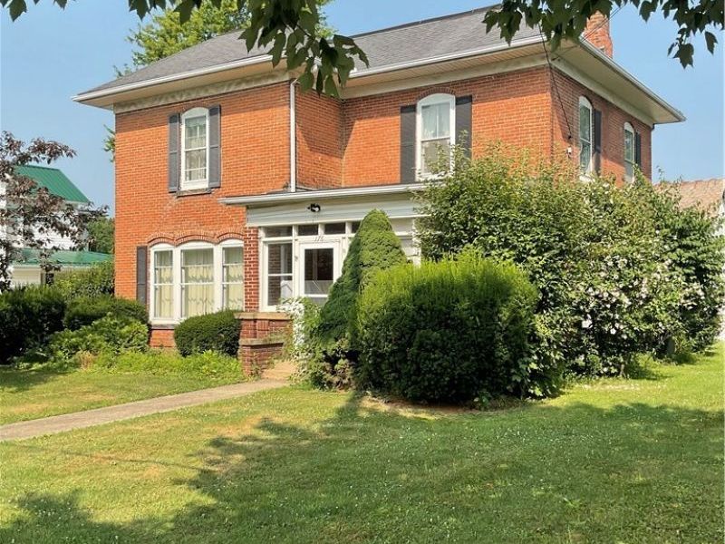 176 S Main Street , Creston, OH 44217 Photo 2