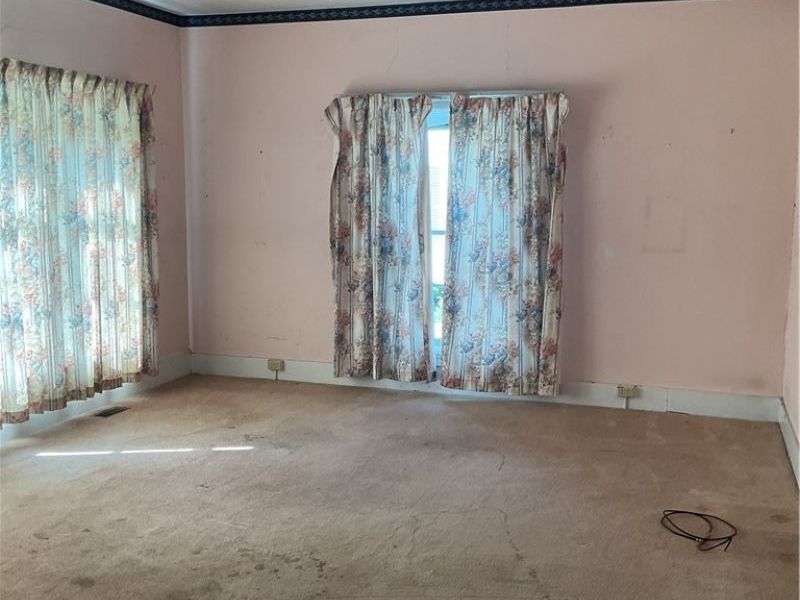 176 S Main Street , Creston, OH 44217 Photo 9
