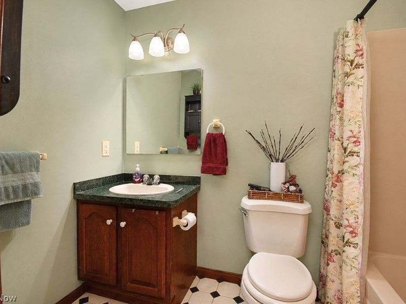 5566 River Road, Madison, OH 44057 Photo 22