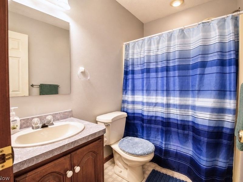 5566 River Road, Madison, OH 44057 Photo 28