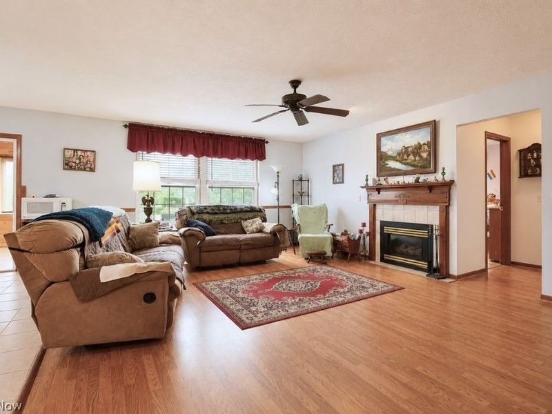 5566 River Road, Madison, OH 44057 Photo 5