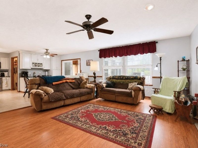 5566 River Road, Madison, OH 44057 Photo 8