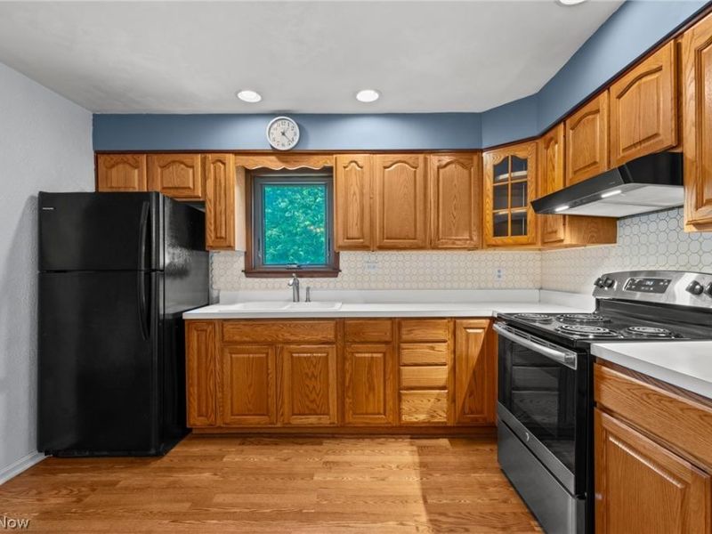 27323 Capel Road, Columbia Station, OH 44028 Photo 10