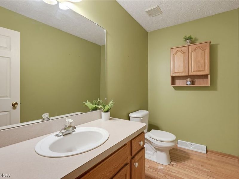 301 Aynesly Way, Brunswick, OH 44212 Photo 20