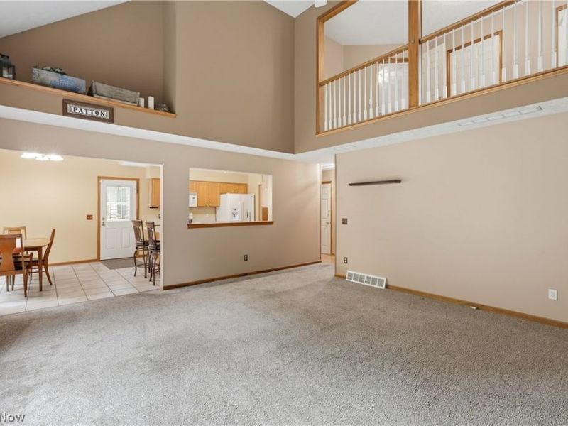 301 Aynesly Way, Brunswick, OH 44212 Photo 6