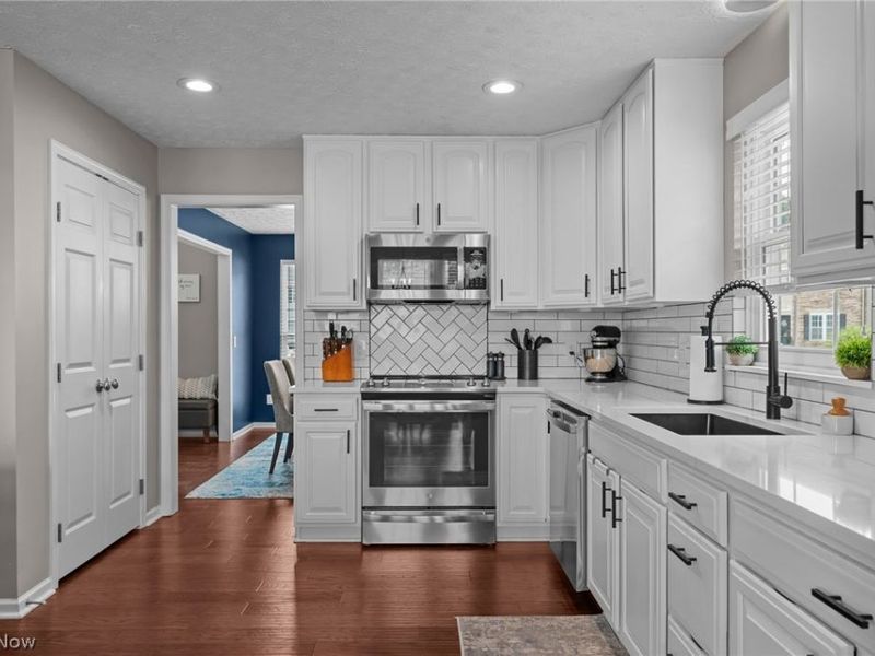 9264 Wellspring Avenue NW, North Canton, OH 44720 Photo 14