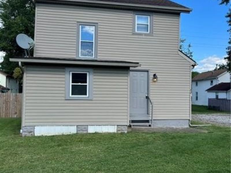 20 Limbach Place SW, Massillon, OH 44647 Photo 2