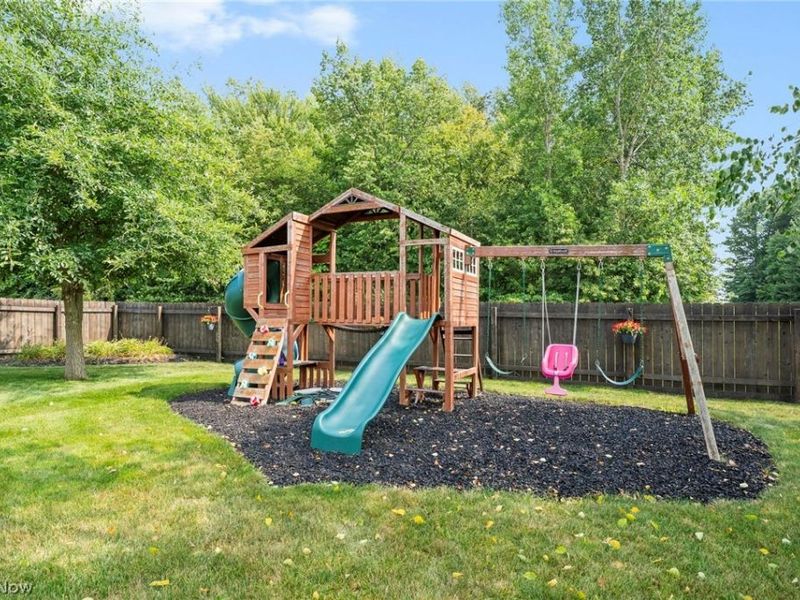 37189 Terrell Drive , North Ridgeville, OH 44039 Photo 41