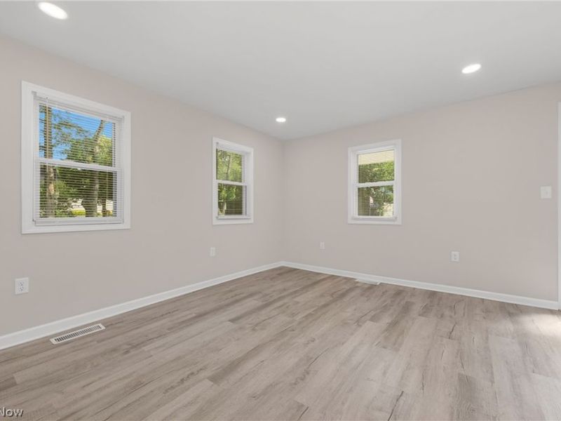 445 Berea Street, Berea, OH 44017 Photo 14