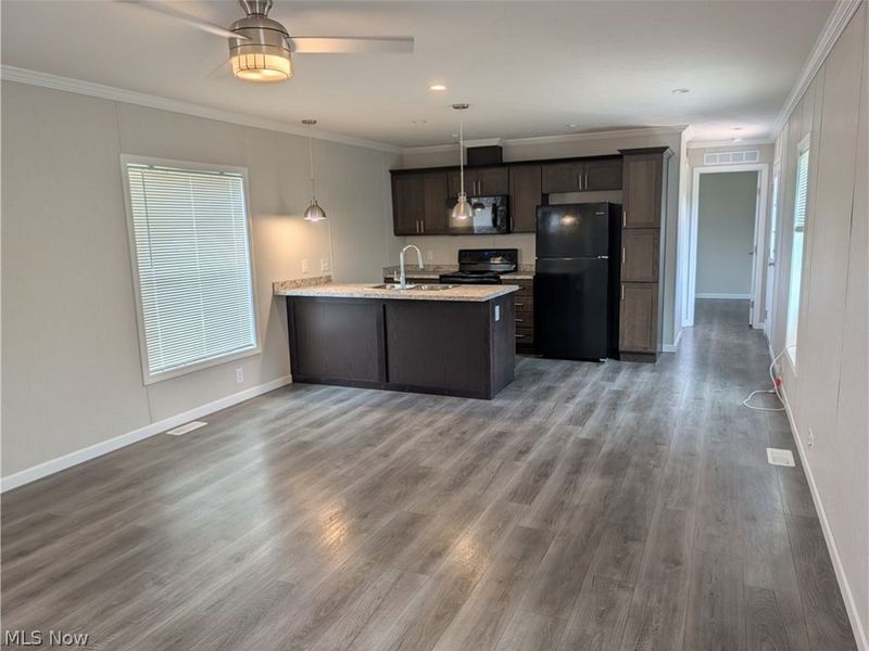 230 Edgecliff Circle W, Unit 47, Elyria, OH 44035 Photo 4
