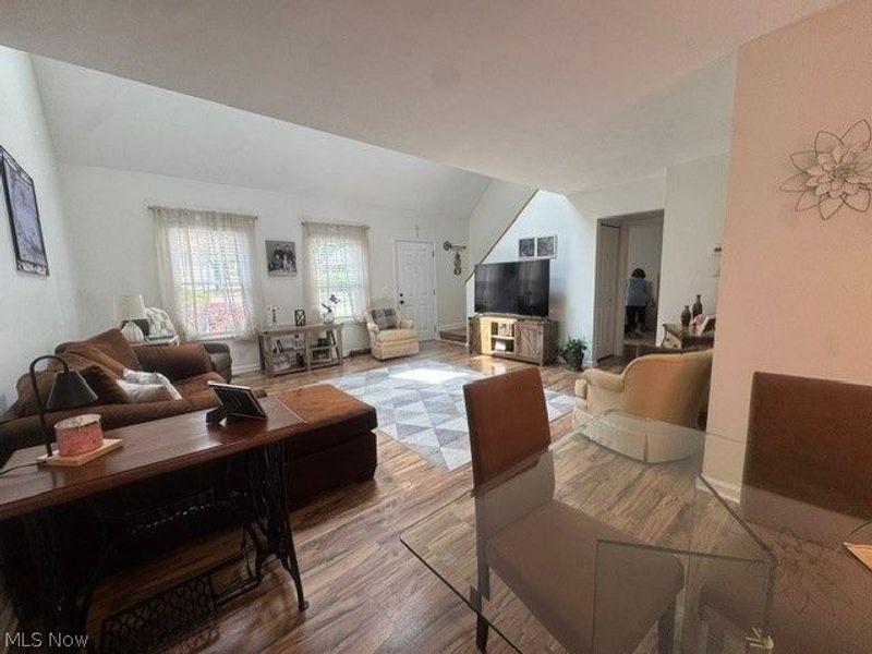 1747 Stone Creek, Twinsburg, OH 44087 Photo 3