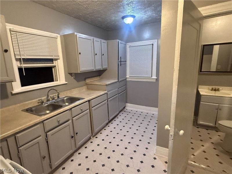 1500 Sweitzer Avenue, Akron, OH 44301 Photo 6