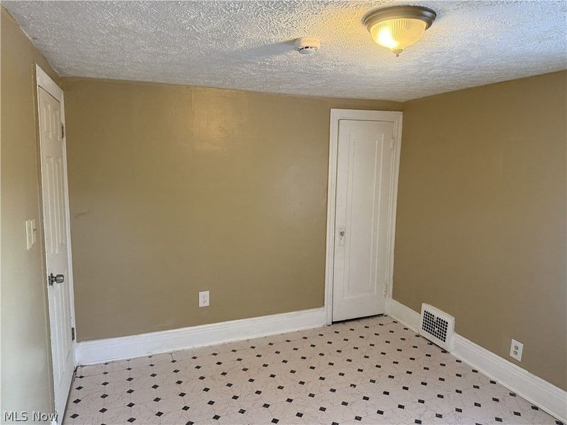 1500 Sweitzer Avenue, Akron, OH 44301 Photo 8