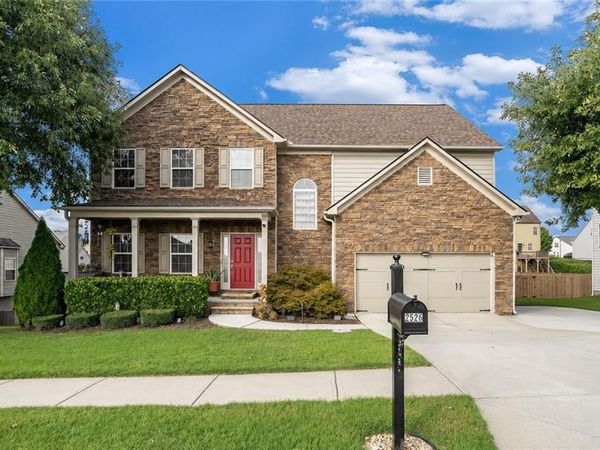 2526 Olney Falls Drive , Braselton, GA 30517