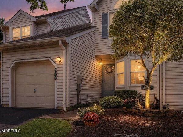 288 Century Way, Manalapan, NJ 07726
