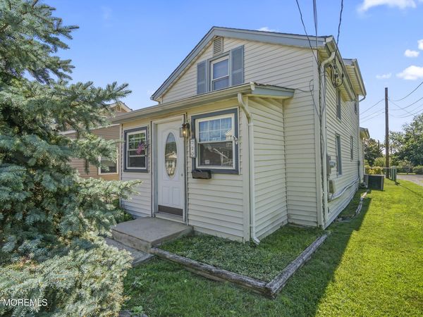 710 Beachview Avenue, Union Beach, NJ 07735