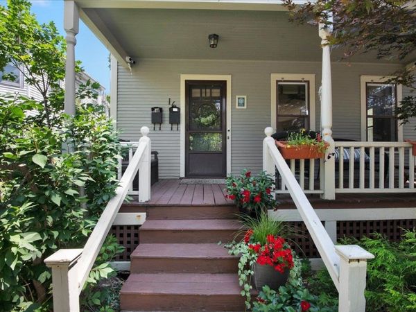 16 Isham Street, Burlington, VT 05401