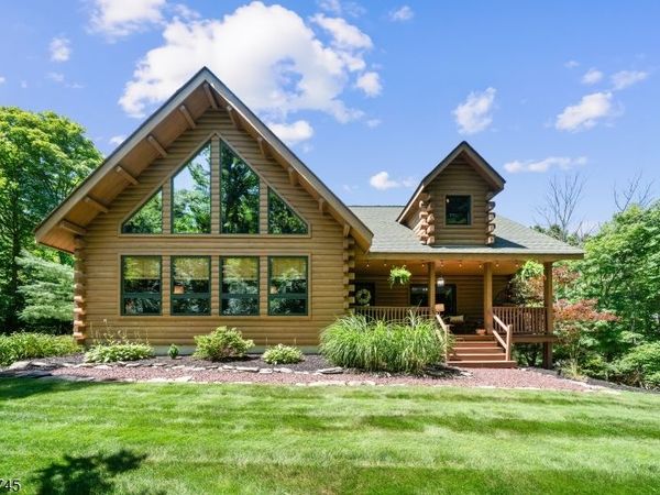 44 Morgan Dr, Wantage, NJ 07461