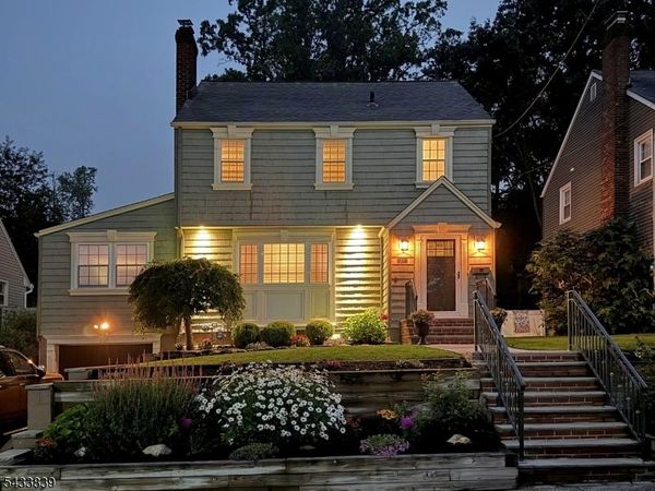 37 Oakley Ter, Nutley, NJ 07110
